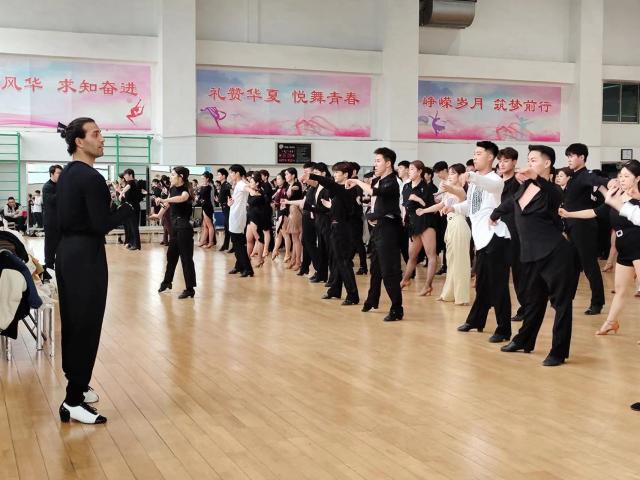 雨燕360体育体育频道