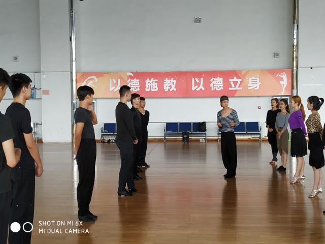 雨燕360体育指定入口