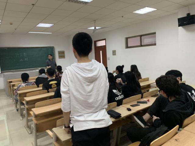 雨燕360体育赛事资讯平台